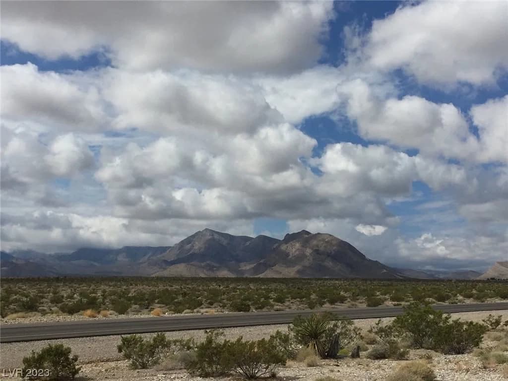Kyle Canyon Road photo 2