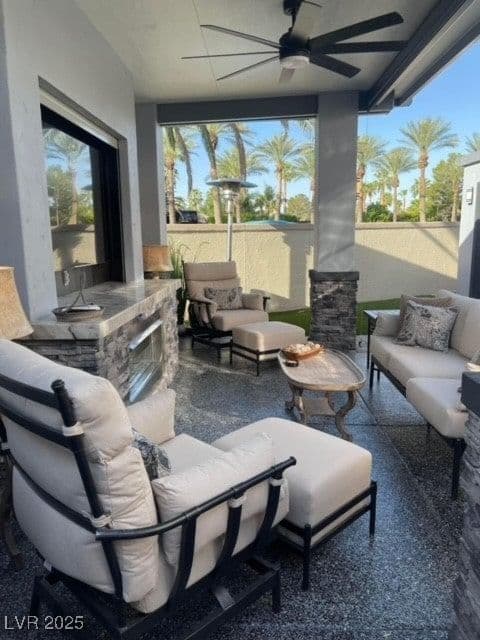8175 Arville Street photo 3