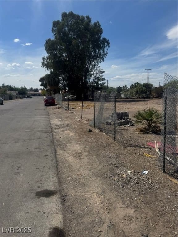 2851 Cedar Street photo 5