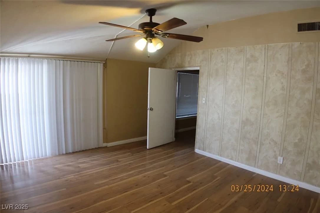 10 Bonanza Road photo 3