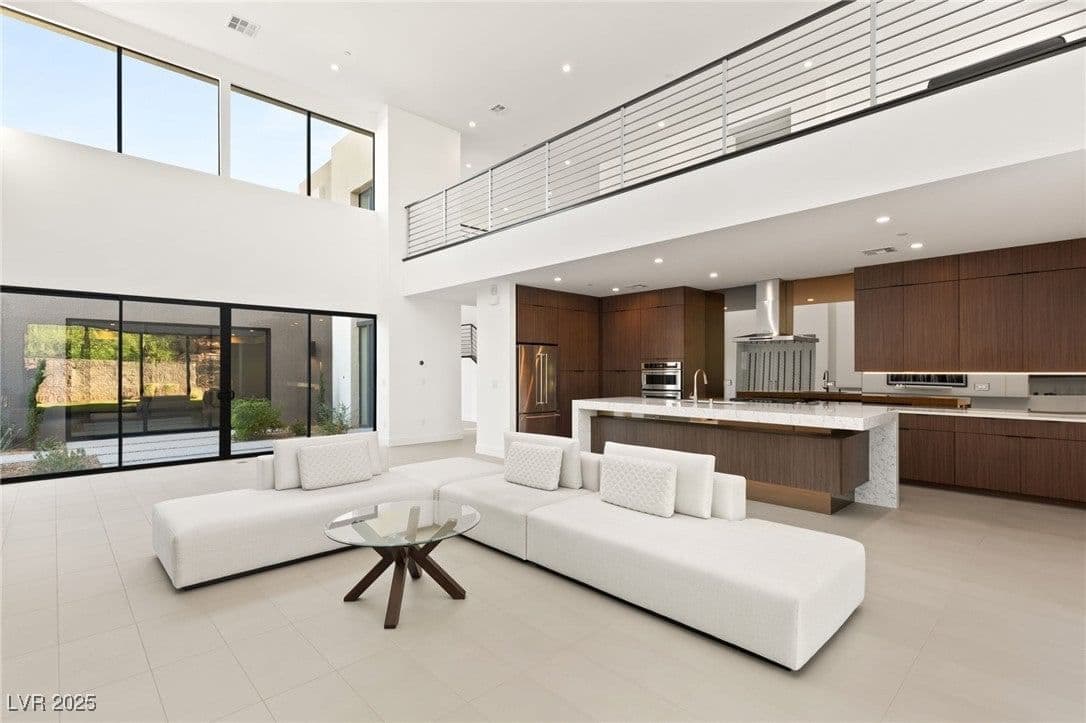 21 Highland Cove Lane photo 3
