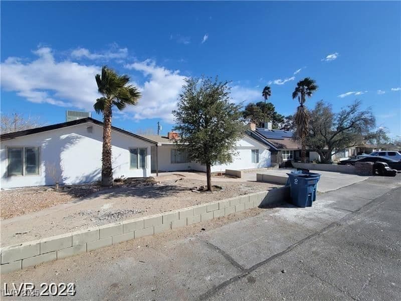 1710 Shadow Mountain Place