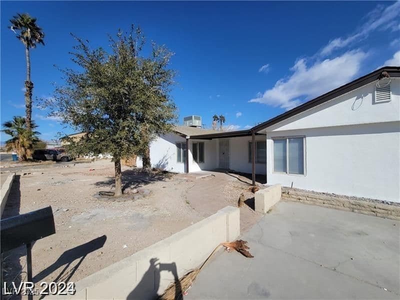 1710 Shadow Mountain Place photo 2