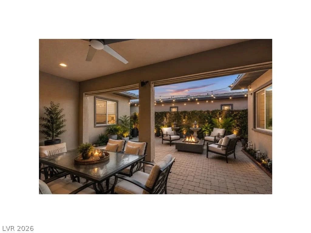 6722 Desert Crimson Street photo 5