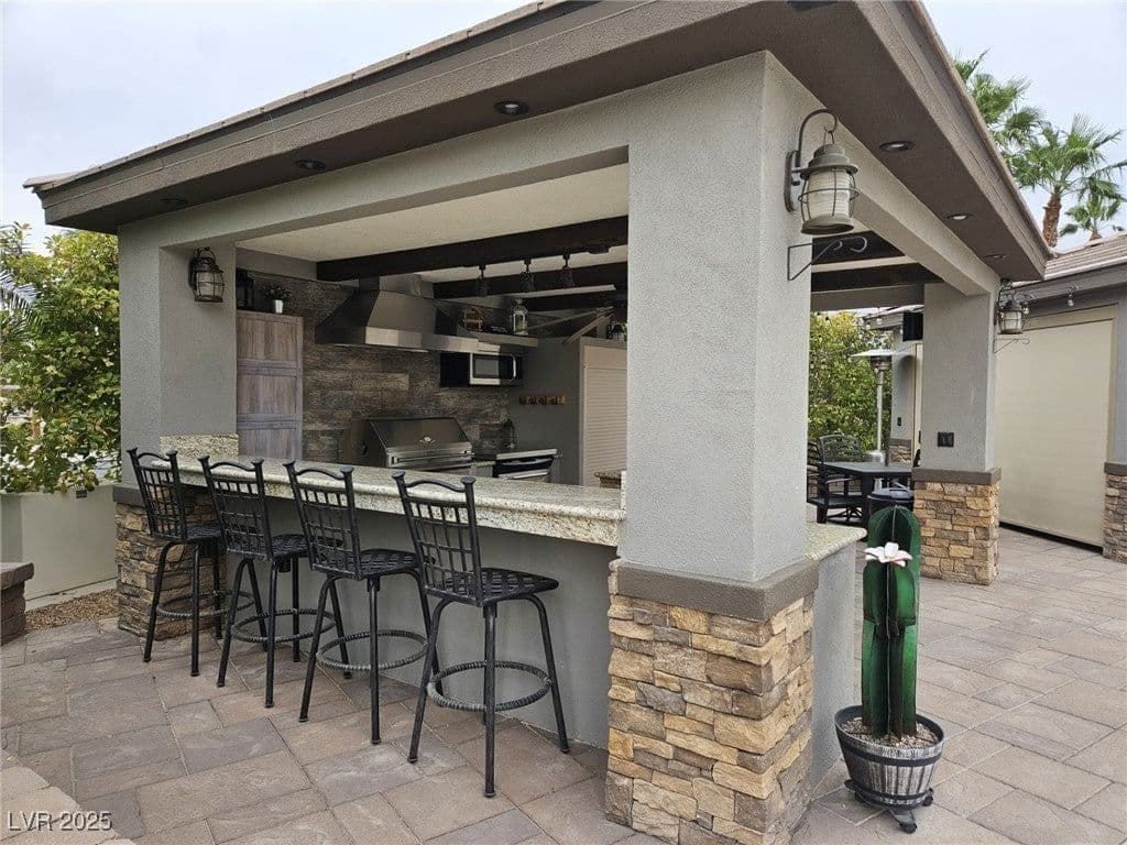 8175 Arville Street photo 2