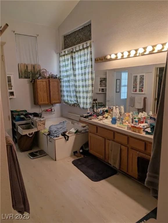 6805 Silver Chisel Avenue photo 5
