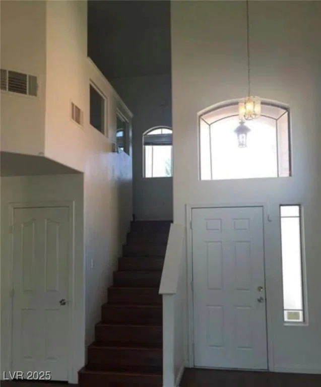 9076 Quarrystone Way photo 4