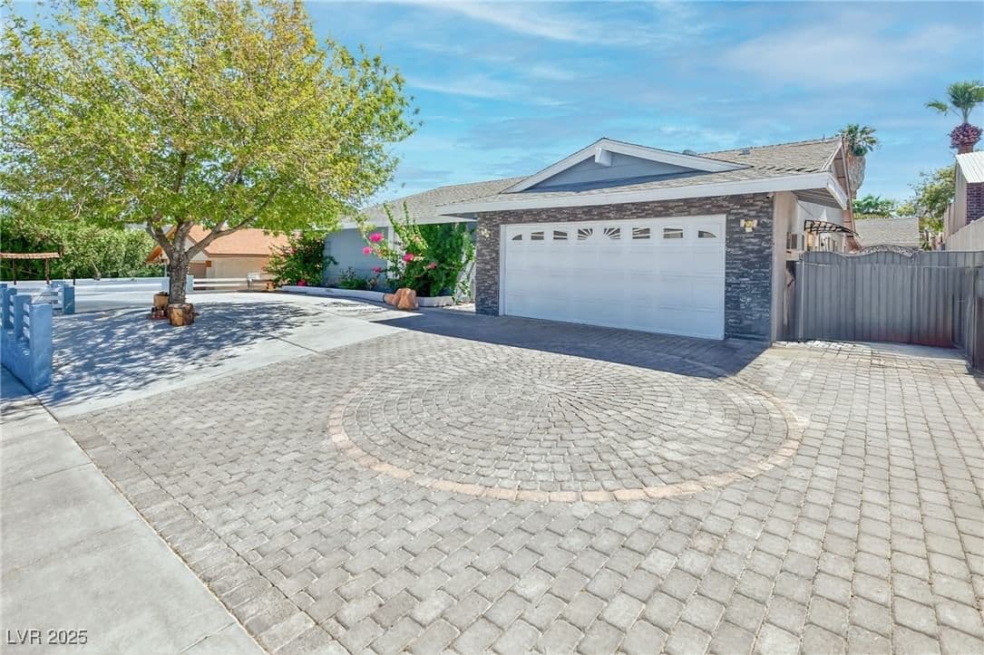 3959 Briarcrest Court