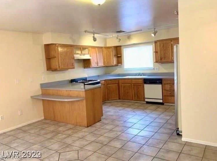 6632 Light Breeze Drive photo 2