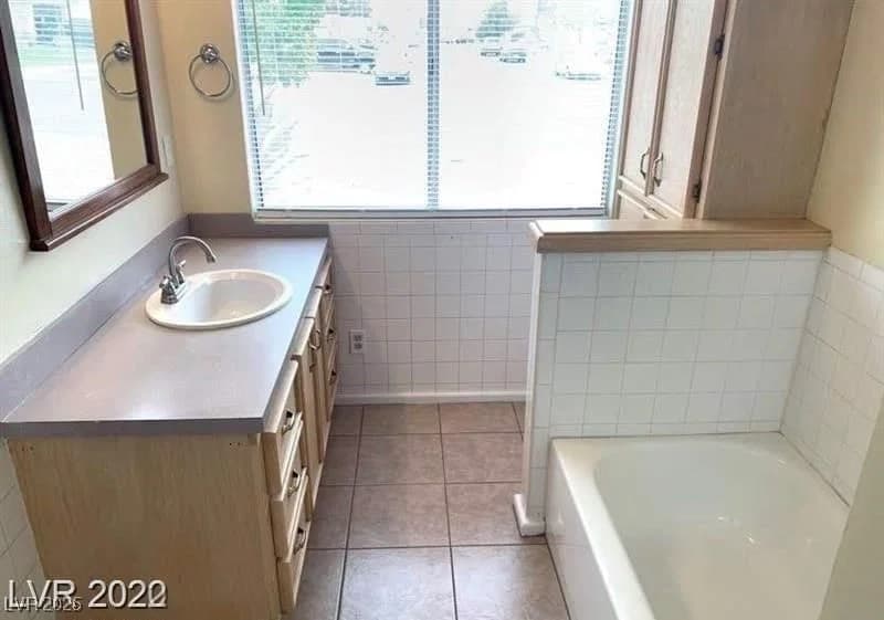 6632 Light Breeze Drive photo 4