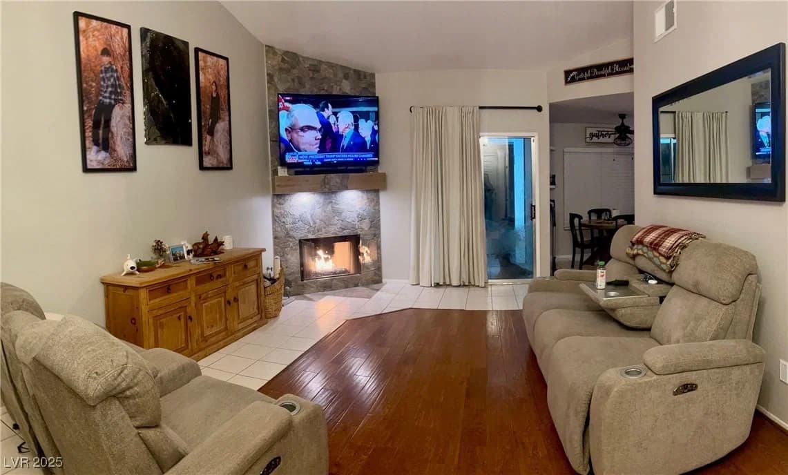 533 Calypso Drive photo 2
