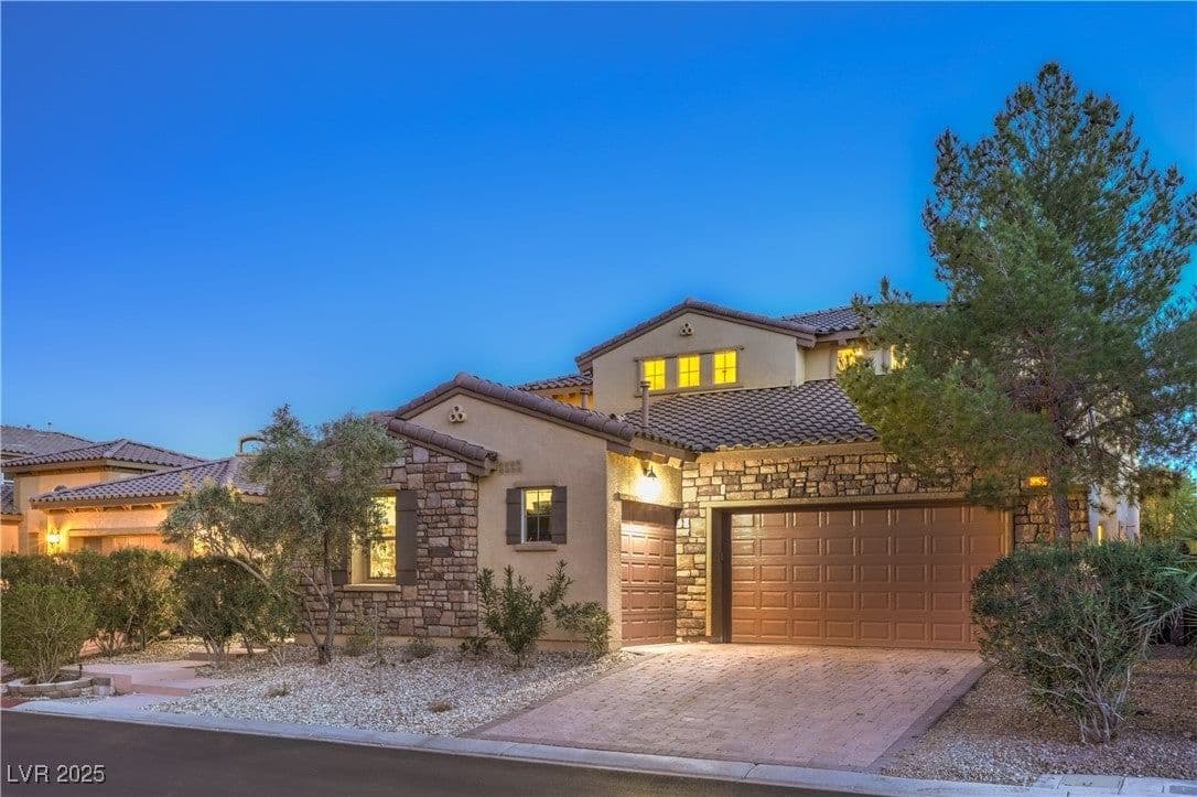 79 Rezzonico Drive photo 3