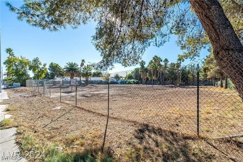 3515 Sunset Road photo 4