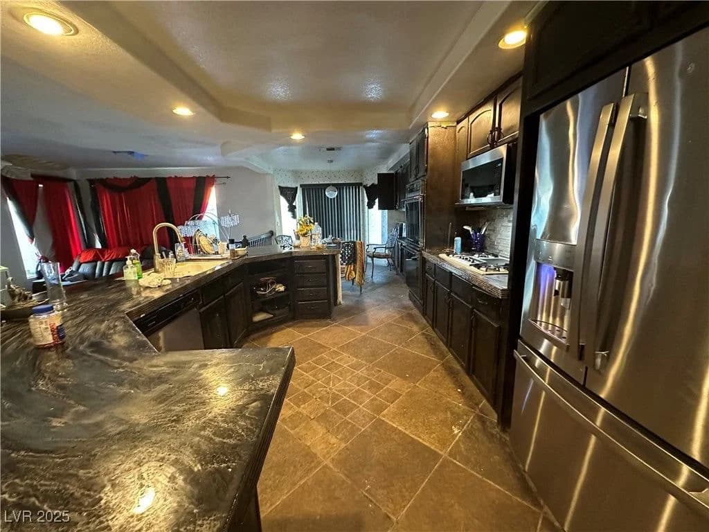 4408 Pioneer Way photo 4