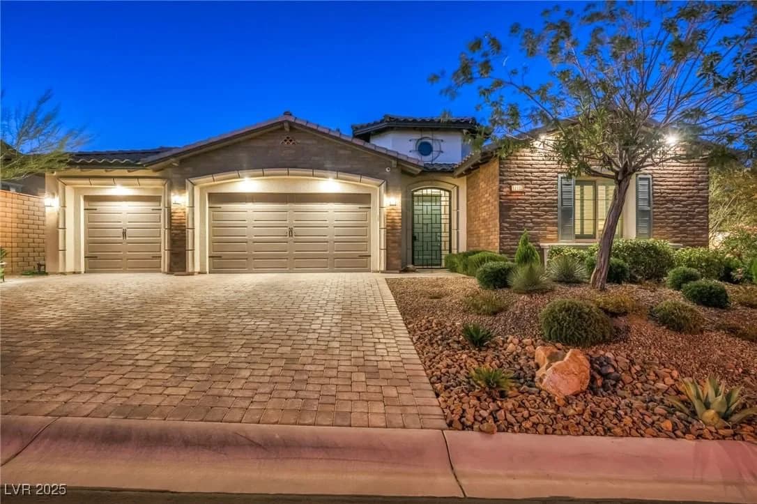12132 Dorada Coast Avenue photo 5