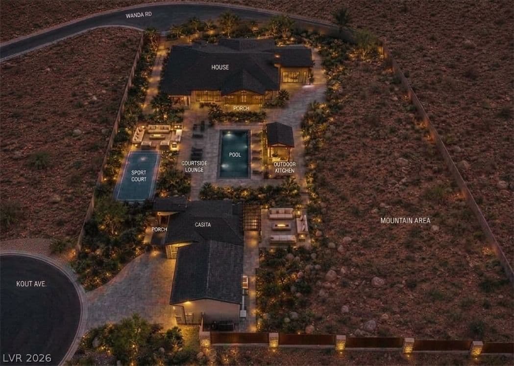 323 Wanda Road photo 4