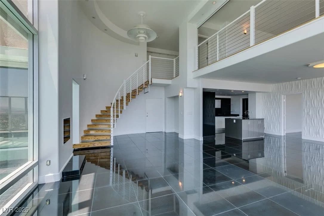 3111 Bel Air Drive photo 4