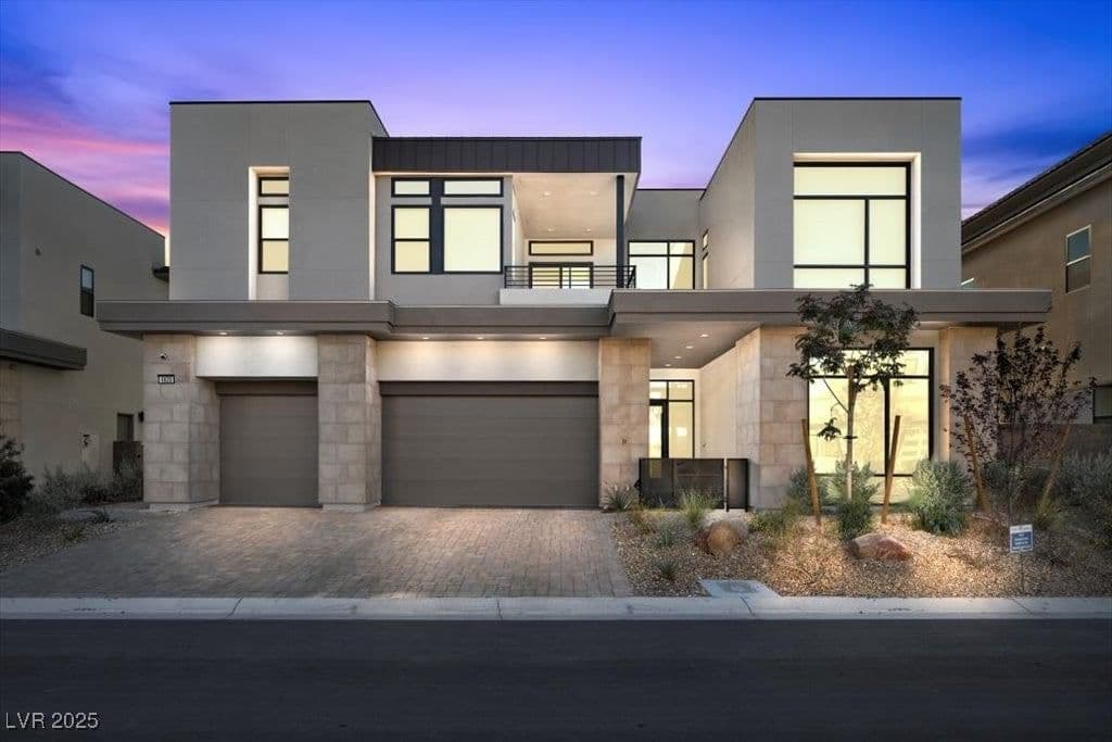 4829 Shady Ridge Drive