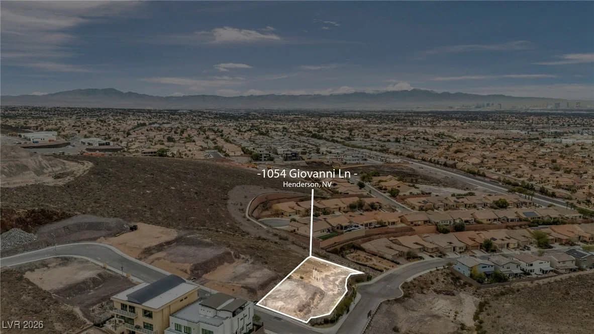 1054 Giovanni Lane photo 3