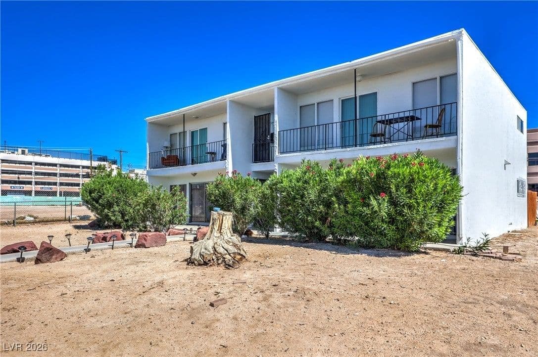 1444 Silver Mesa Circle photo 2