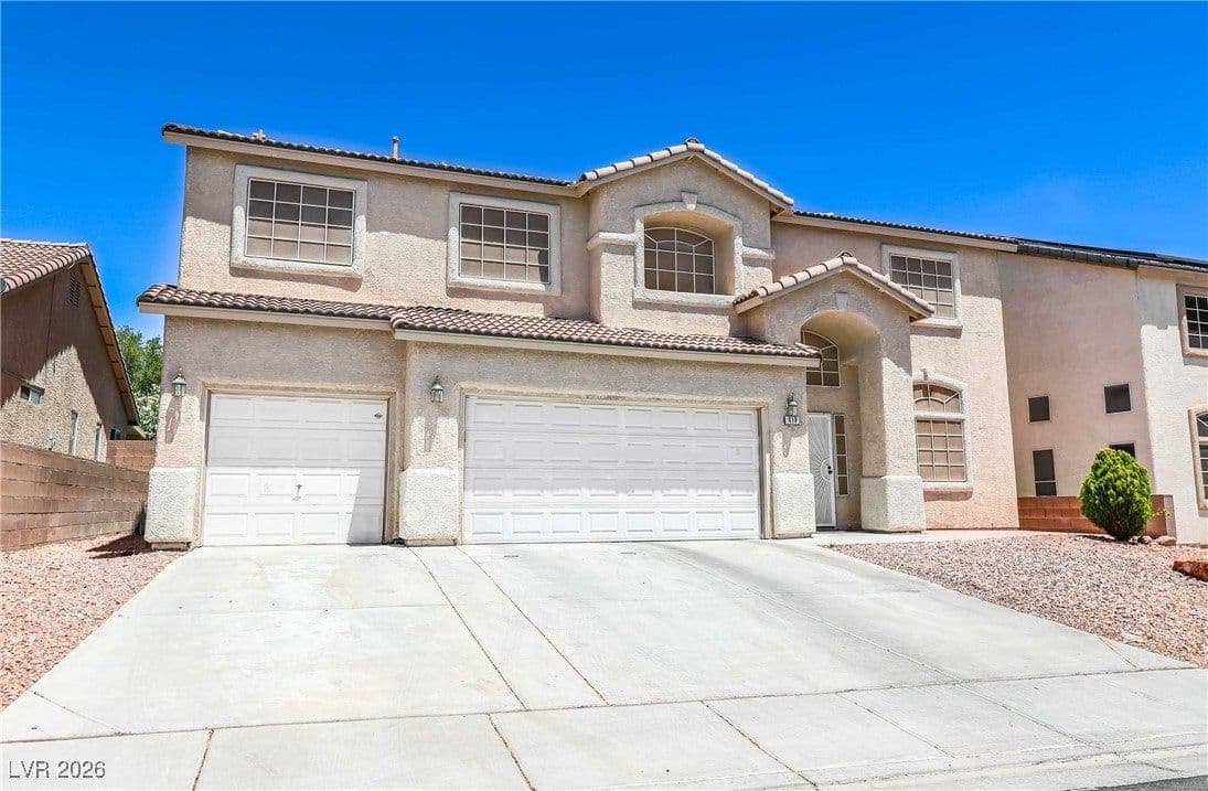 418 Finch Ridge Avenue photo 3