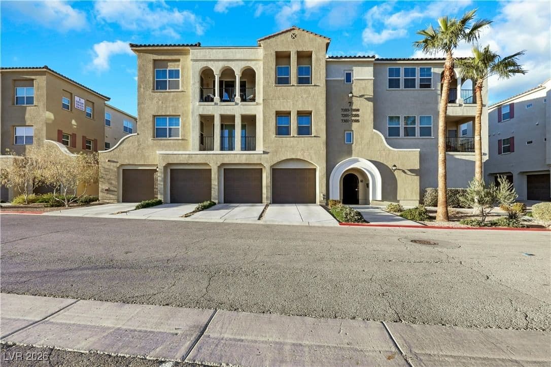 2555 Hampton Road photo 4