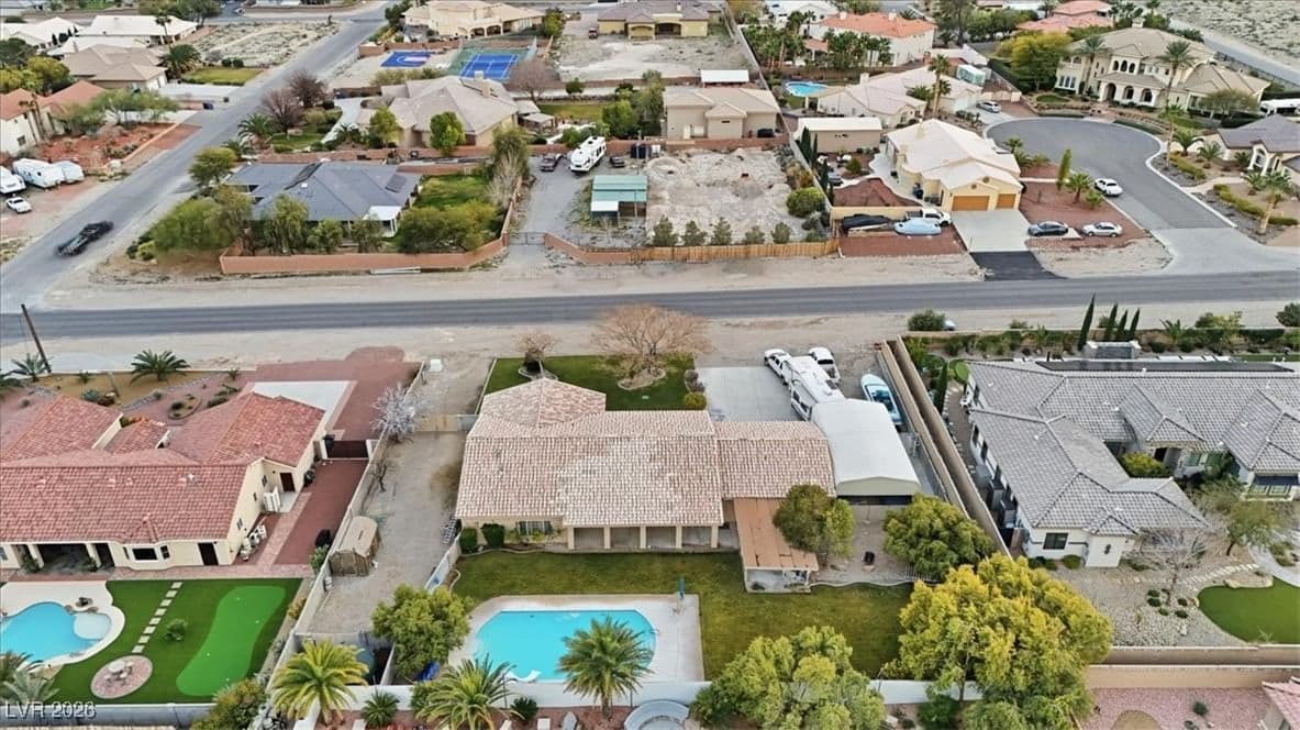10140 Tropical Parkway photo 4