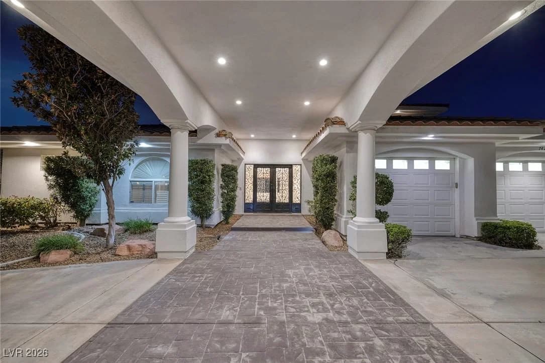 7421 Silver Palm Avenue photo 3