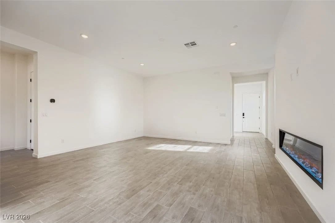 135 Tropea Shore Drive photo 4