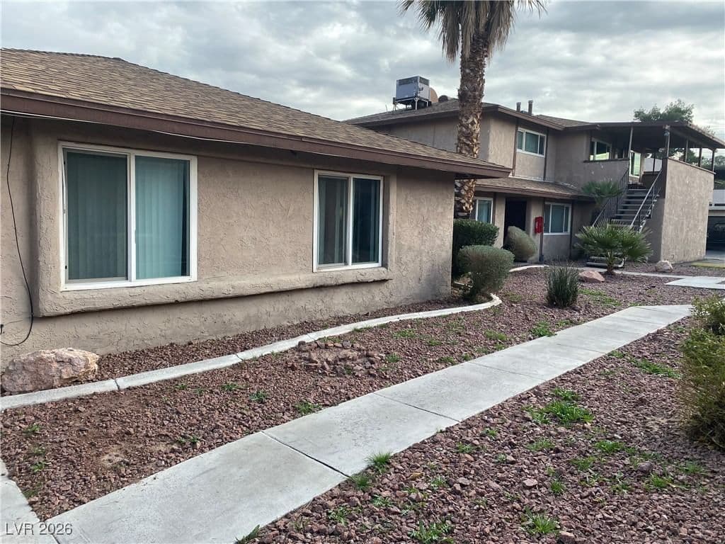 2679 Kline Circle photo 4