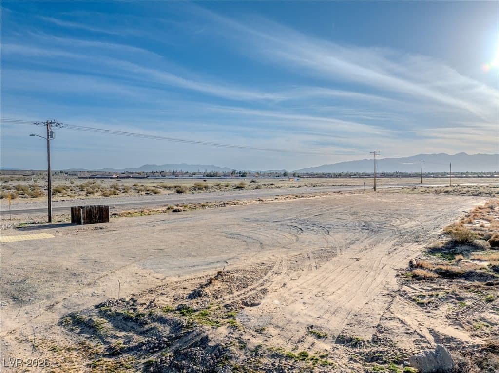 3900 Frontage Road photo 4