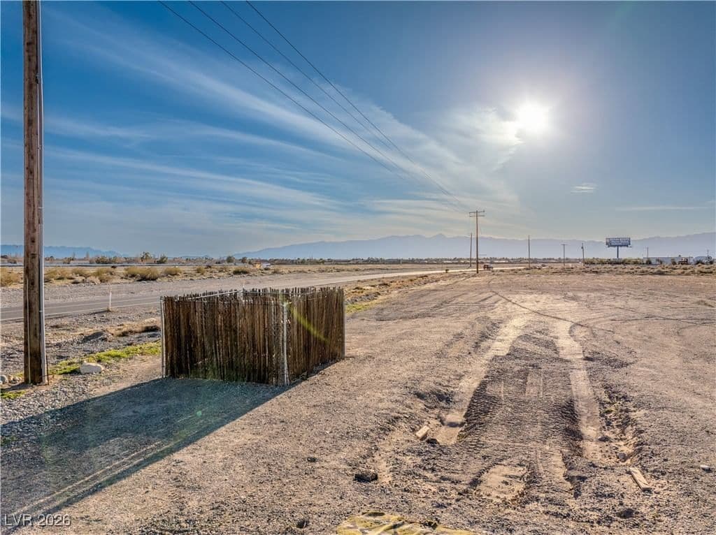 3900 Frontage Road photo 5