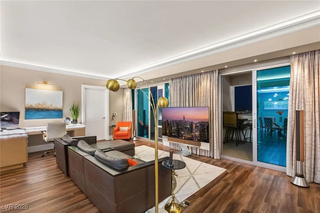 2700 Las Vegas Boulevard photo 4