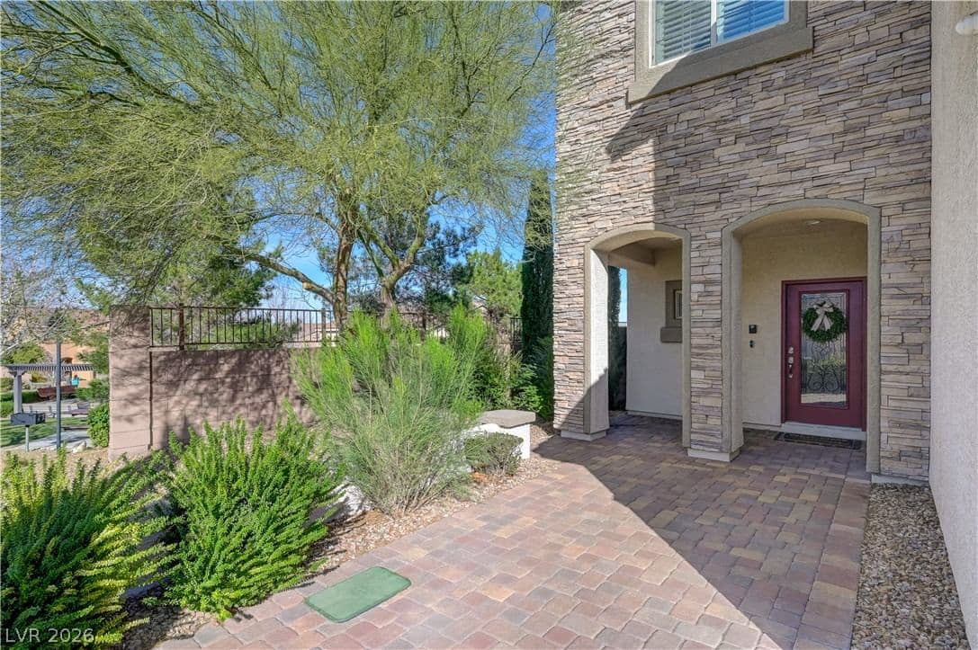 176 Kirkton Street photo 4