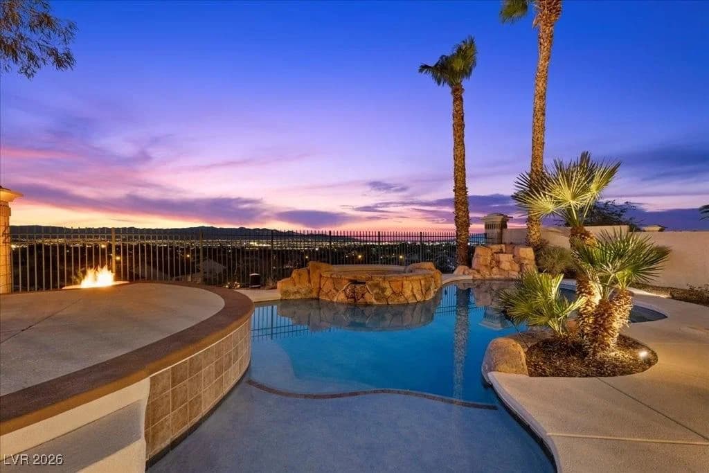 2921 Reatini Court photo 2