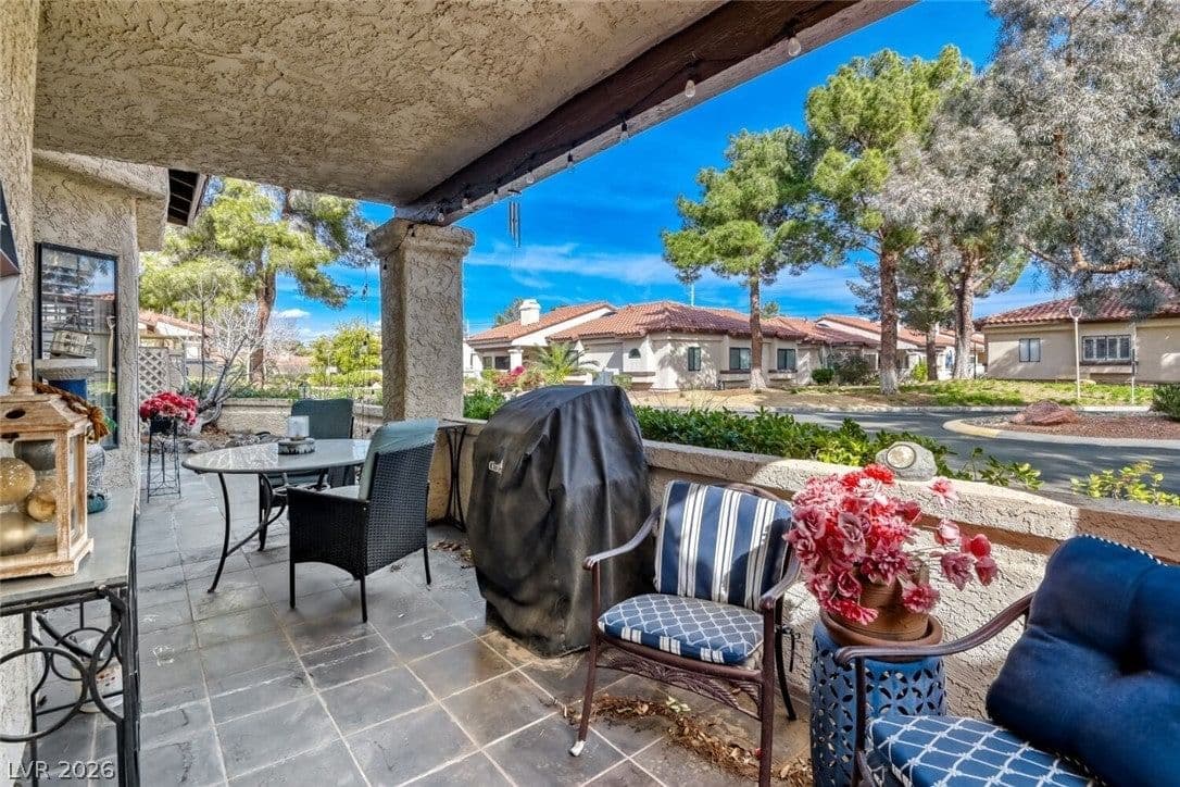 3193 La Mancha Way photo 2