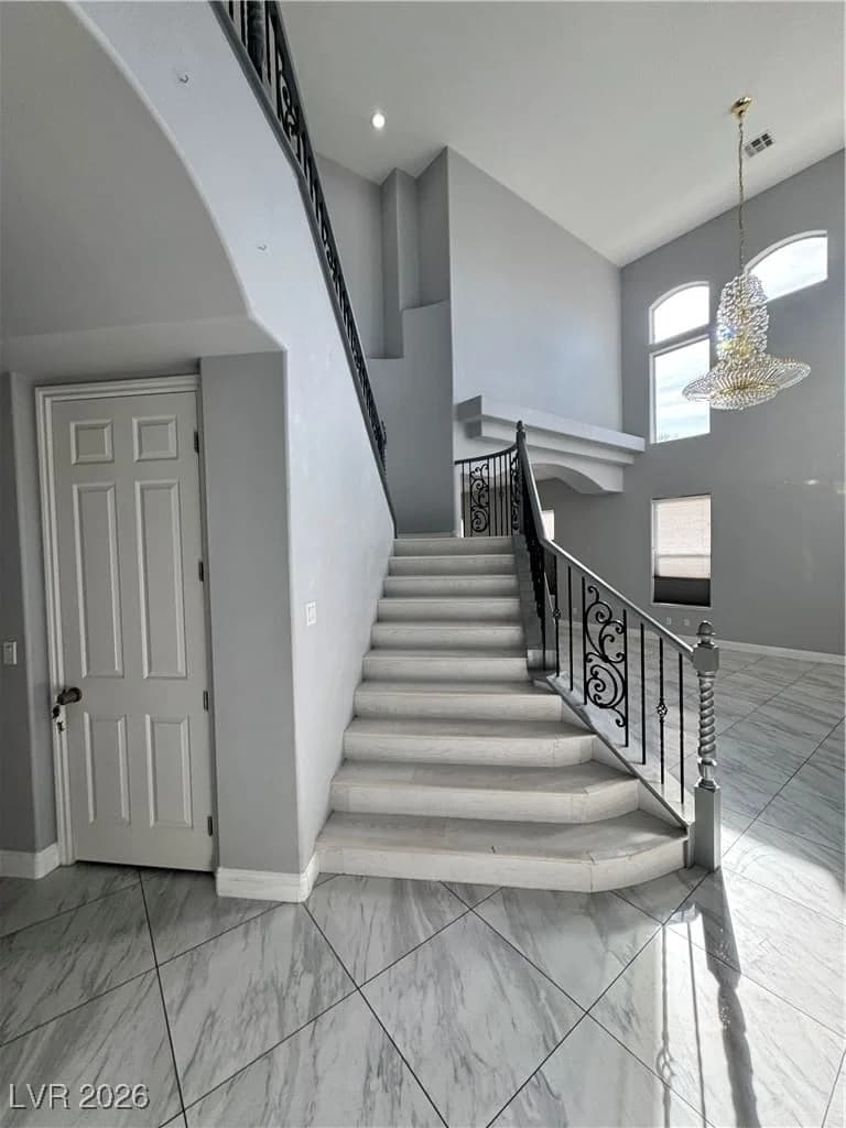 5969 Vizzi Court photo 5