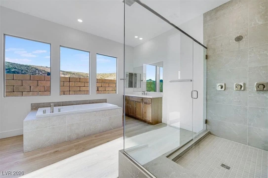 203 Paraggi Bay Drive photo 5