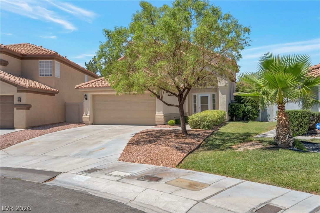 1449 Desert Hills Drive photo 2