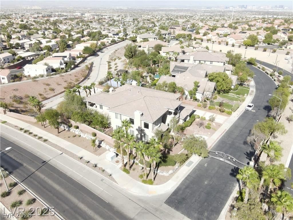 861 Majestic Ridge Court photo 3