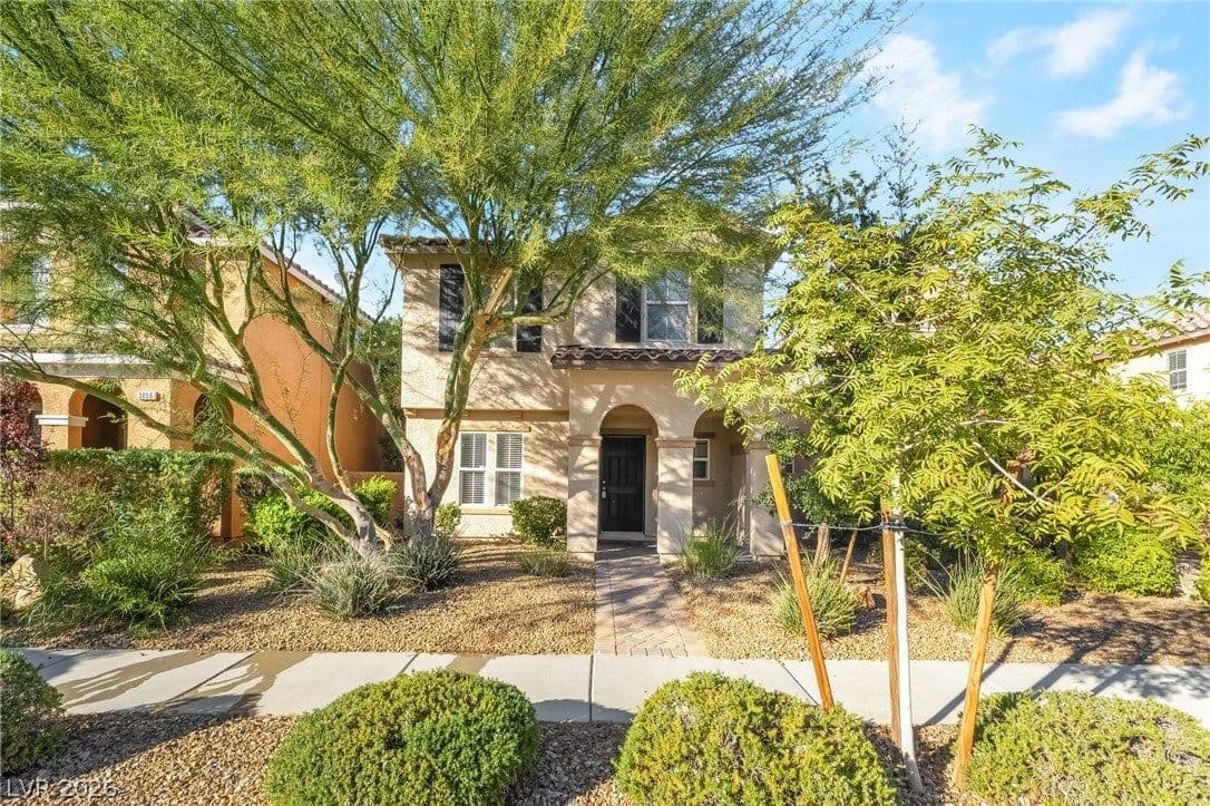 3052 Camino Rico Avenue photo 2