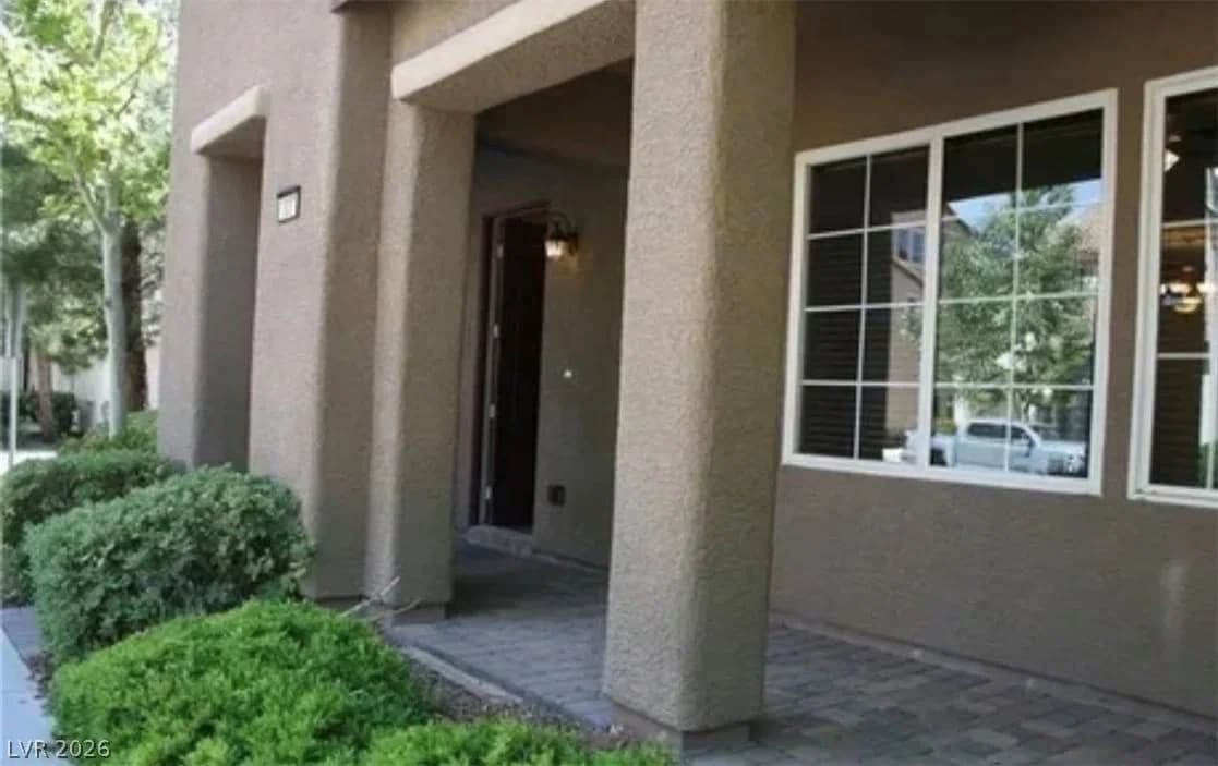 1837 Ardilea Street photo 4