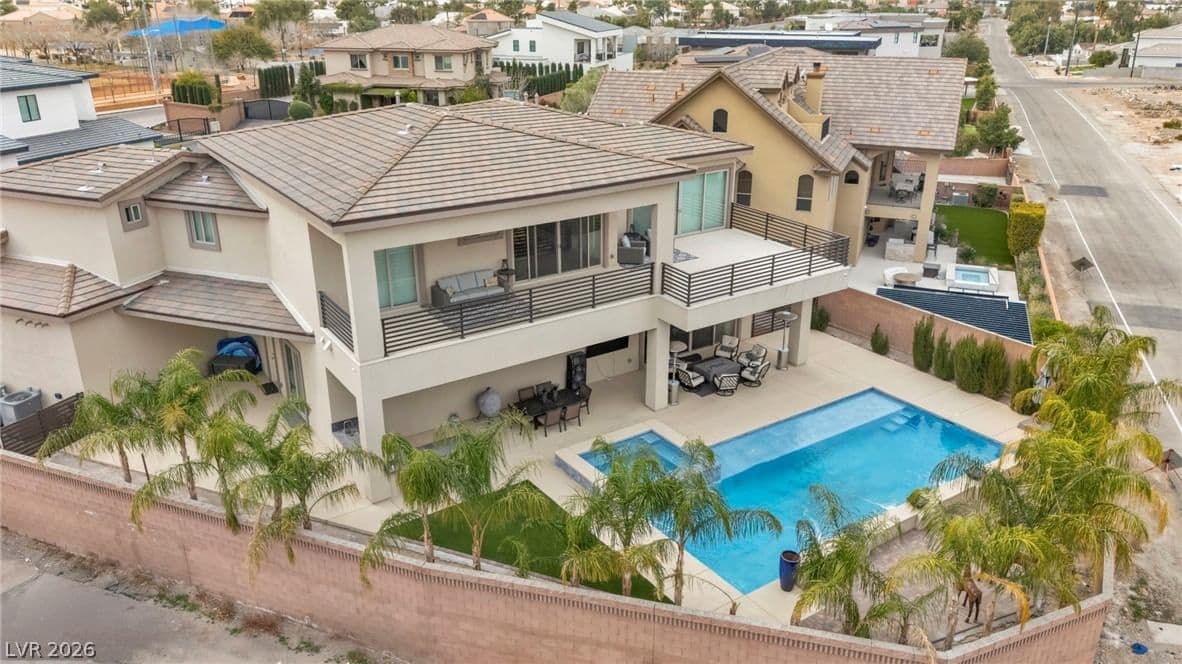 386 Cactus River Court photo 3