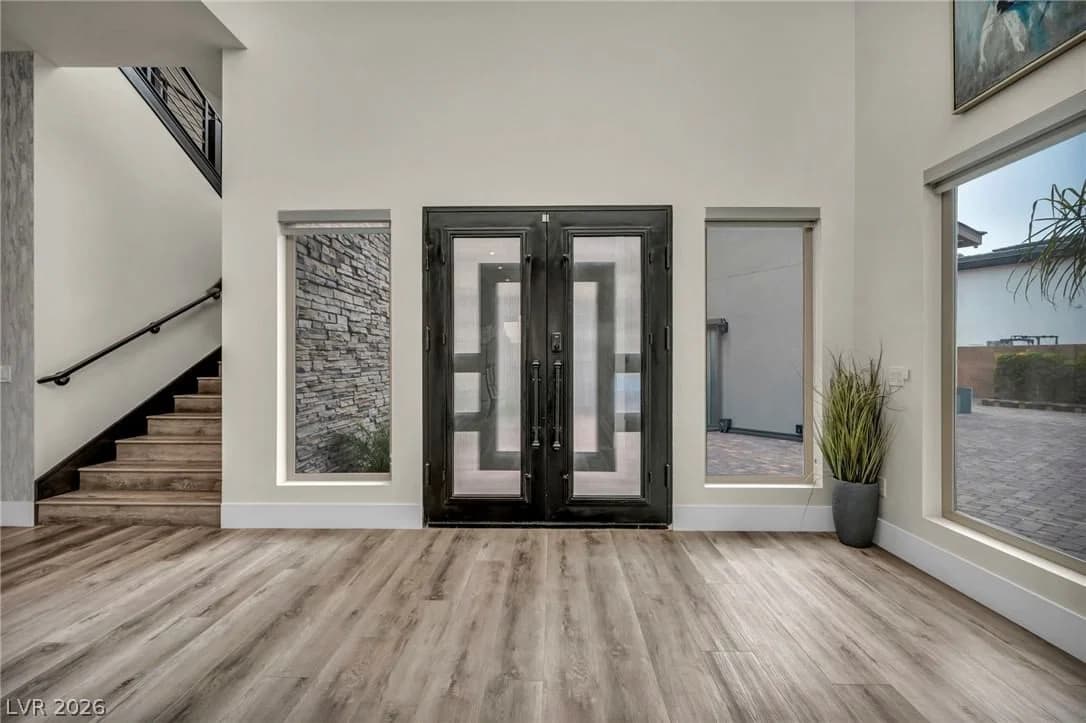 386 Cactus River Court photo 4