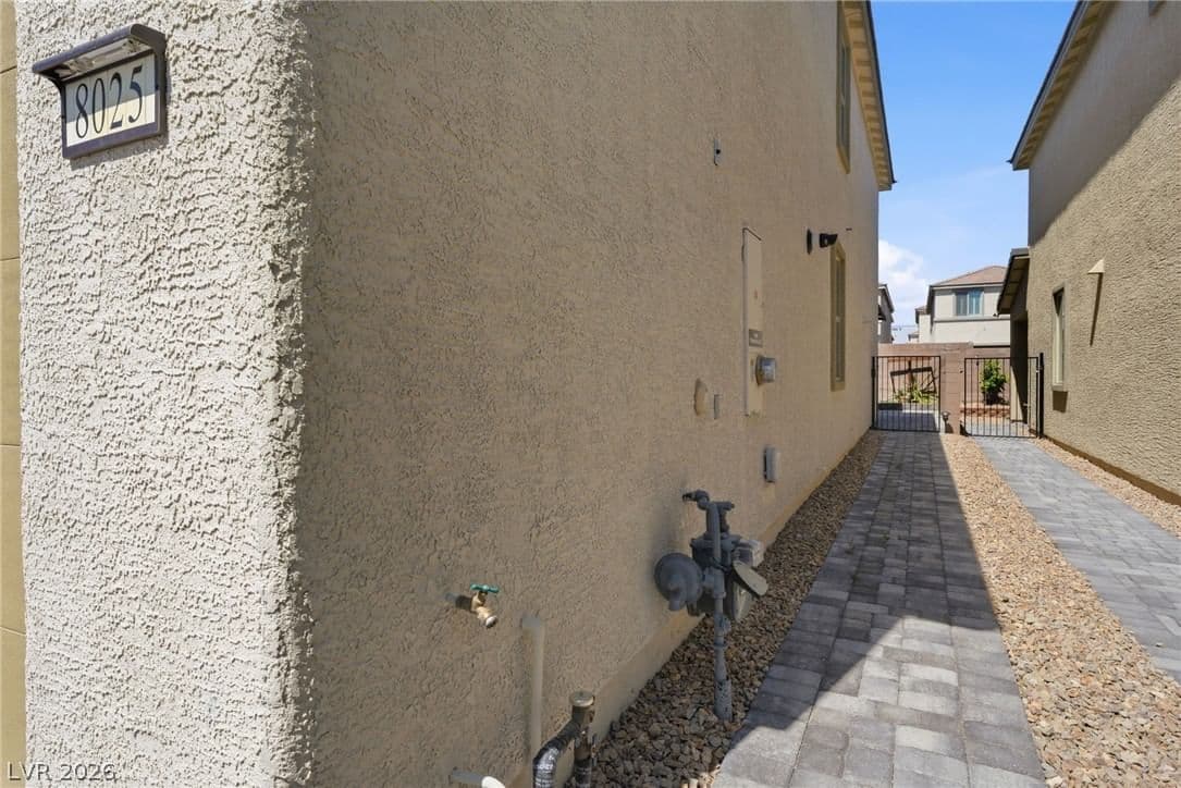 8025 Texas Hills Street photo 4