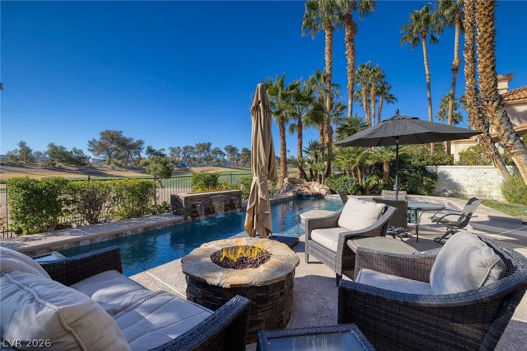 8721 Double Eagle Drive photo 3