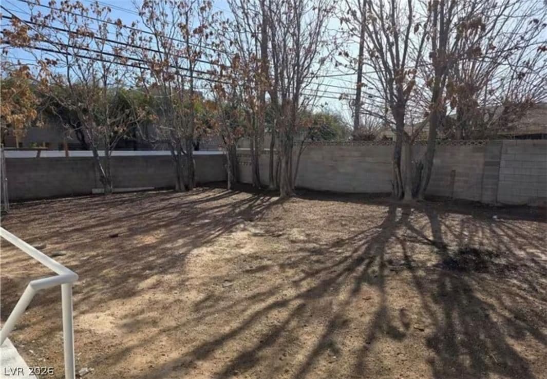 301 Lance Avenue photo 3