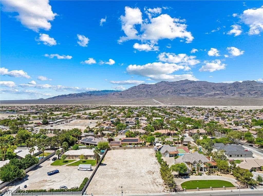 5200 Grand Teton Drive photo 4