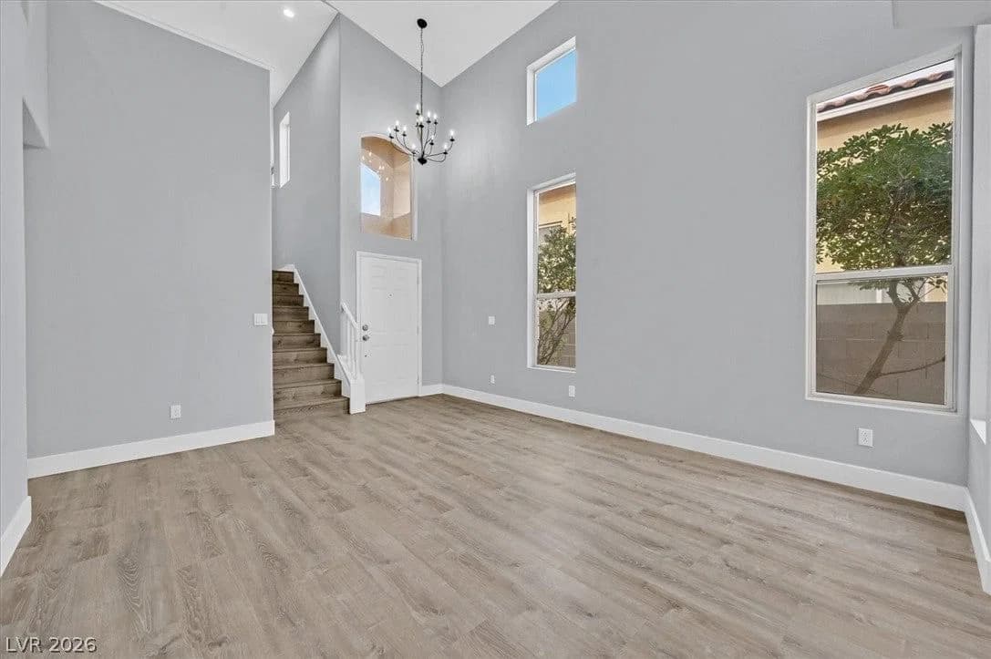 8946 Libertyvale Drive photo 3