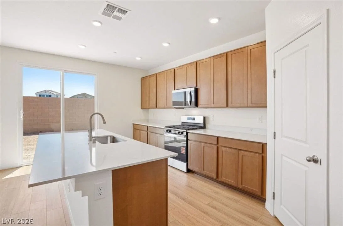 4039 Zebra Cactus Avenue photo 5